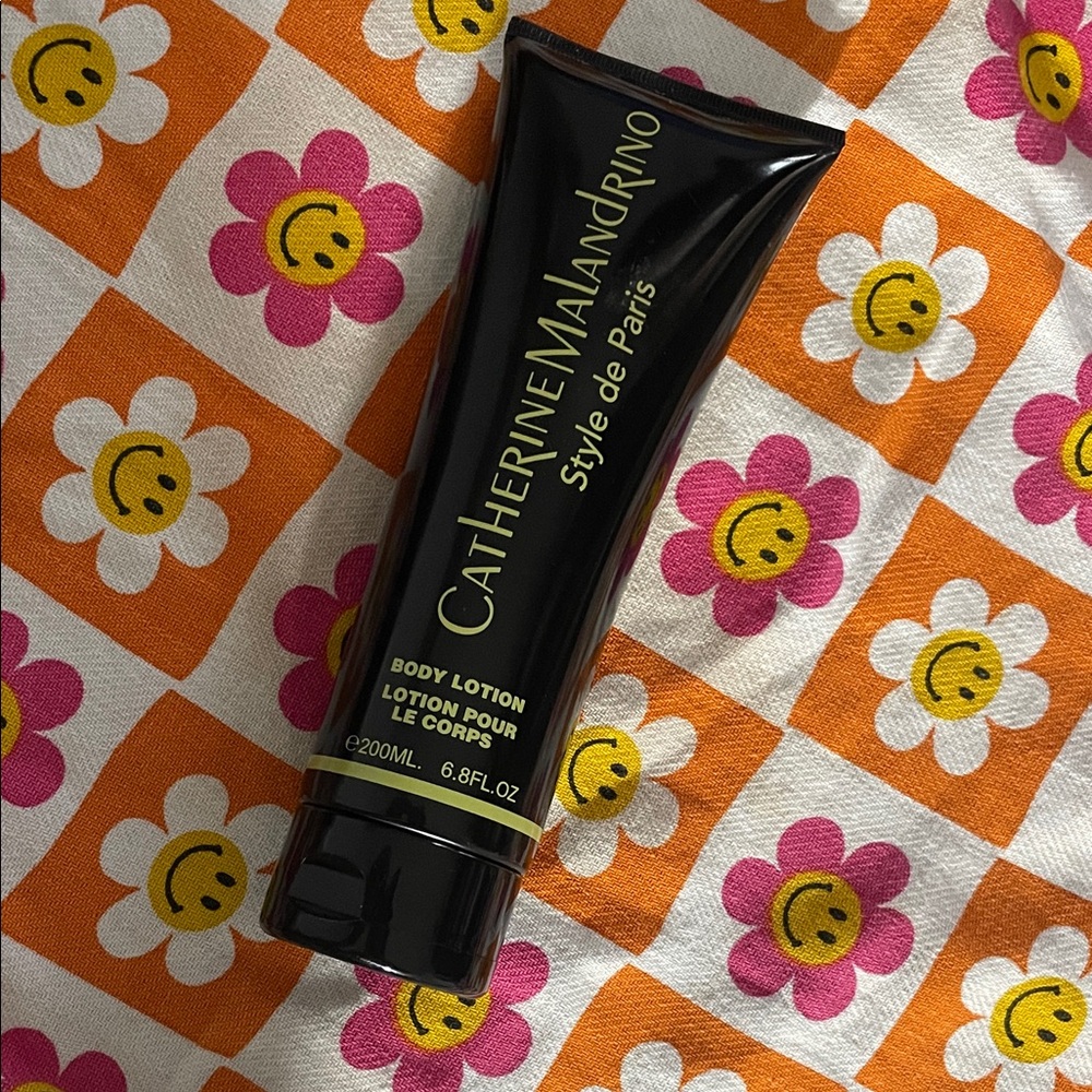 Catherine Malandrino style de Paris body lotion